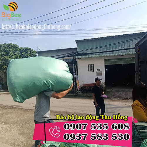 Giày vải Thượng Đình đá bóng giao hàng toàn quốc