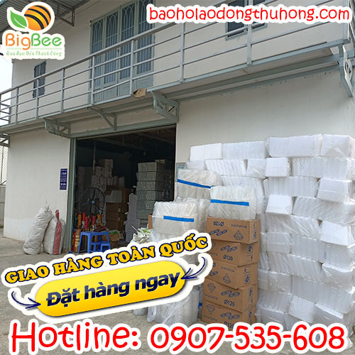 Kho đồ bảo hộ lao động của Thu Hồng