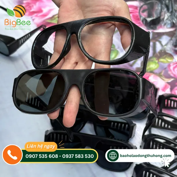 Thiết kế mặt trước và gọng kính bảo hộ ĐKT tròng trong Thiết kế mặt trước và gọng kính bảo hộ ĐKT tròng trong