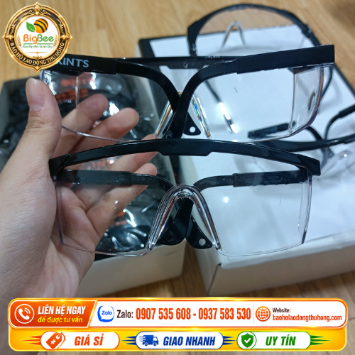 Kính bảo hộ Kint's trong suốt gọng đen Kính bảo hộ Kint's trong suốt gọng đen