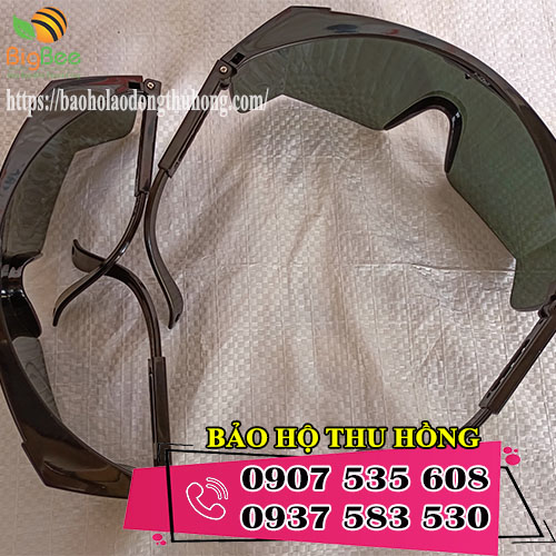 kính mắt bảo hộ Đài Loan chống bụi