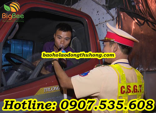 lưu ý khi sử dụng áo dây phản quang cho csgt