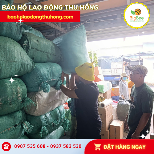 Thêm một đơn xuất kho vải vụn công nghiệp số lượng lớn tại Thu Hồng Thêm một đơn xuất kho vải vụn công nghiệp số lượng lớn tại Thu Hồng