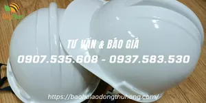 Sỉ mũ bảo hộ Thùy Dương trắng có nút vặn