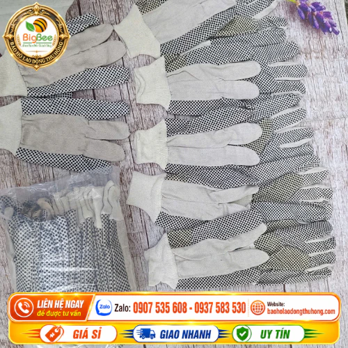 Thu Hồng - Nguồn găng tay vải bạt chấm hạt nhựa uy tín Tìm nguồn găng tay vải bạt chấm hạt nhựa giá sỉ ở TPHCM