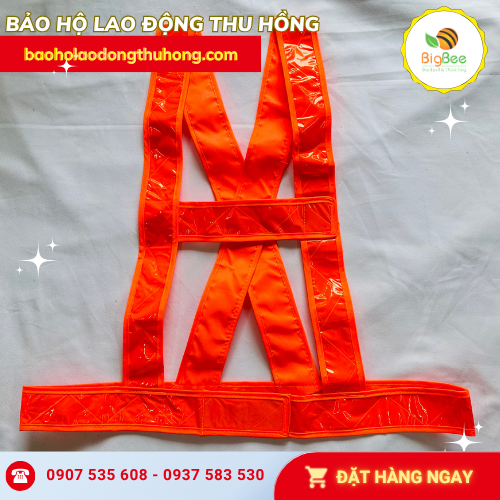 Trang bị dây đeo phản quang chiếu sáng tầm xa cho công nhân Trang bị dây đeo phản quang chiếu sáng tầm xa cho công nhân