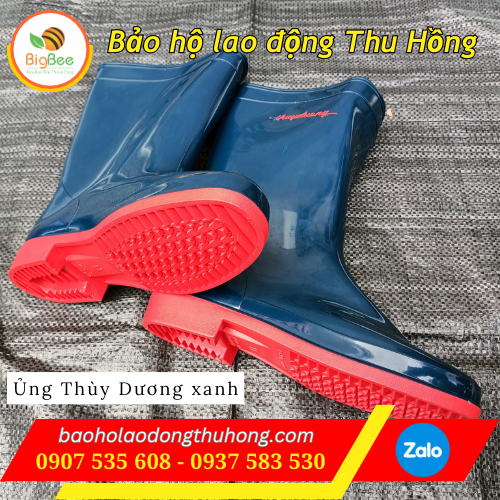 Ủng bảo hộ Thùy Dương màu xanh dương đế đỏ 01 Ủng bảo hộ Thùy Dương màu xanh dương đế đỏ 01