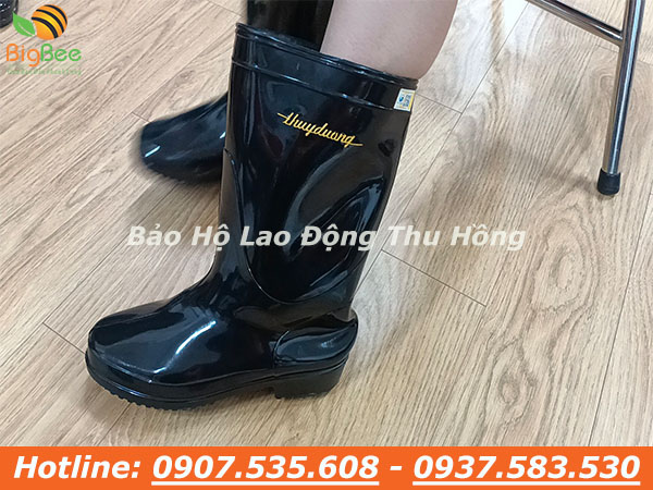 Ủng cao su đen Thùy Dương