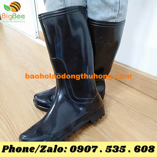 Ủng cao su Vitas hàng Việt Nam nhỏ gọn, dễ ứng dụng trong nhiều nghề