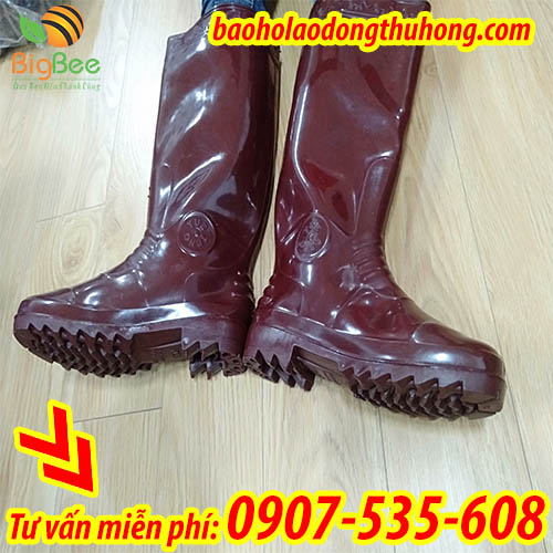 ủng nâu con voi làm bằng nhựa PVC