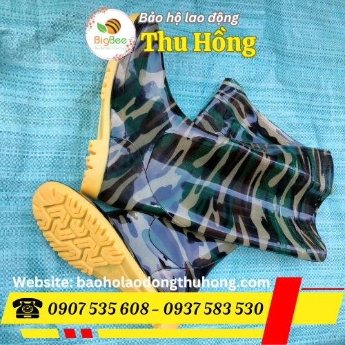 Ủng nhựa rằn ri bảo hộ cho người lớn Ủng nhựa rằn ri bảo hộ cho người lớn