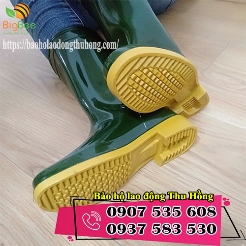 ủng rêu vàng Thùy Dương chống thấm nước