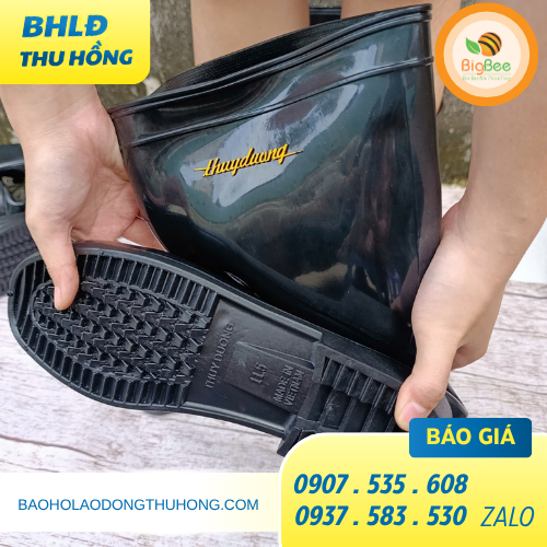 Ủng Thùy Dương đen nhựa dẻo bền Ủng Thùy Dương đen nhựa dẻo bền