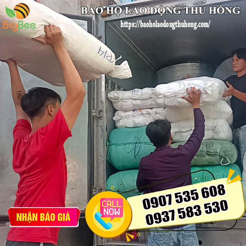 xuất kho găng tay poly 40g giao cho khách xuất kho găng tay poly 40g giao cho khách