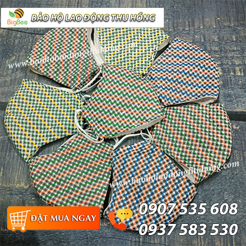 Xưởng sỉ khẩu trang vải họa tiết sọc giá siêu rẻ Xưởng sỉ khẩu trang vải họa tiết sọc giá siêu rẻ