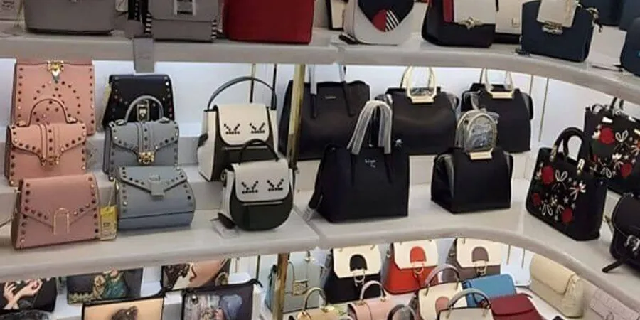 Cửa Hàng Bán Túi Đeo Chéo Nữ Thời Trang | Cam Kết Chất Lượng Uy Tín 