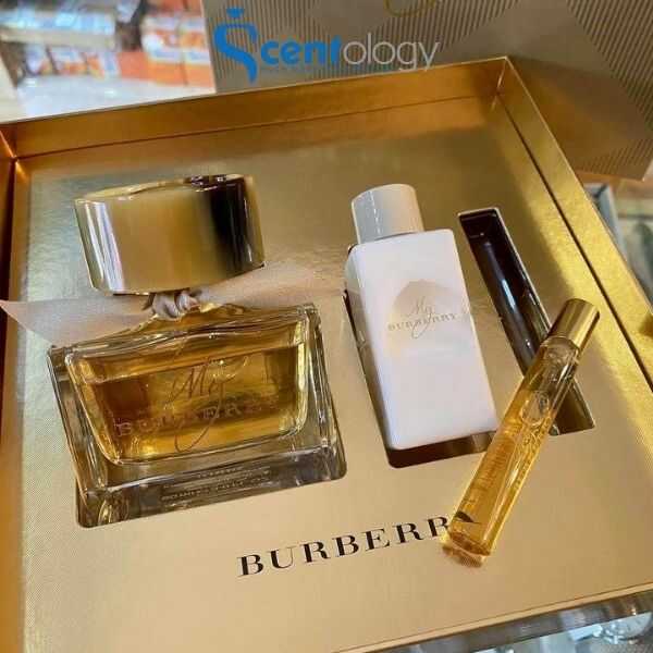 GIFT SET NƯỚC HOA NỮ BURBERRY MY BURBERRY 3PCS