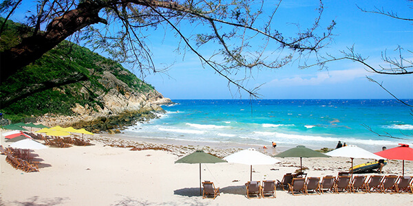 Biển Bãi Nồm tại Bình Ba