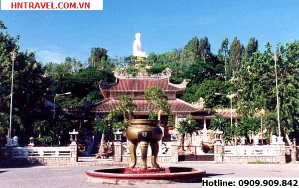 Long Sơn Tự tại TP. Nha Trang