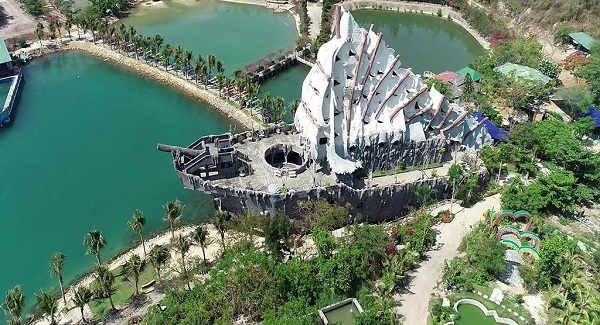 Thủy Cung Trí Nguyên tại Hòn Miễu