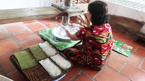 Quy trình làm bánh hỏi Út Dzách