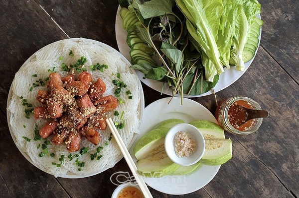 Đặc sản Bánh Hỏi Út Dzách