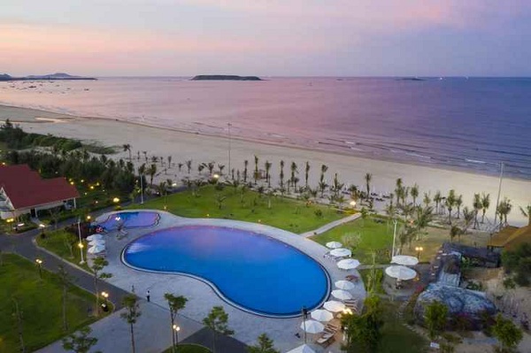 Khách sạn Sao Mai Beach Resort