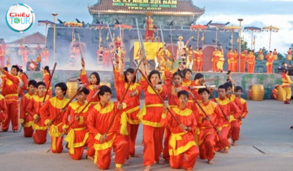 Màn tái hiện Vua Quang Trung đại phá quân Thanh