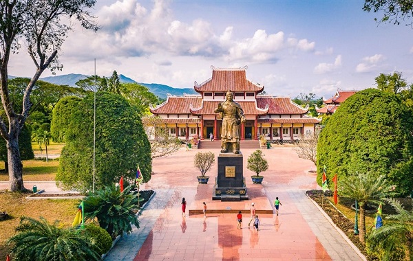 tour-quy-nhon-phu-yen-khoi-hanh-tu-can-tho.jpg