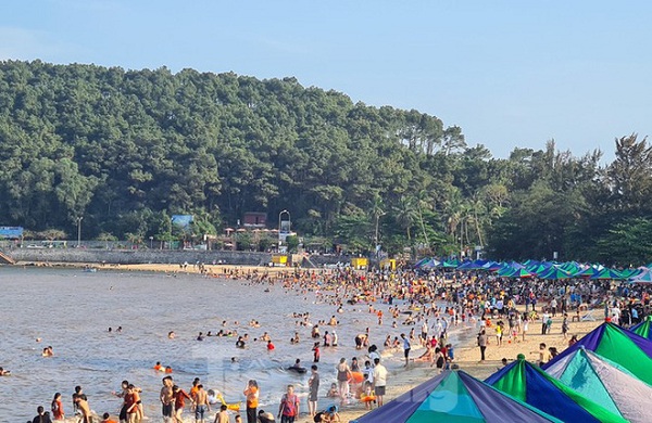 Bãi tắm Đồ Sơn tại Hải Phòng