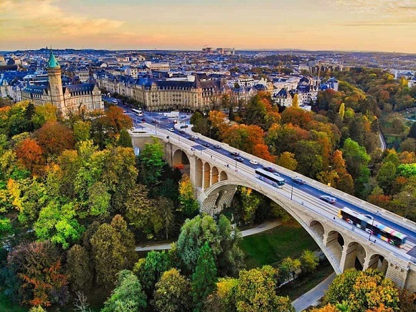 tour-chau-au-duc-luxembourg-phap-bi-ha-lan-1