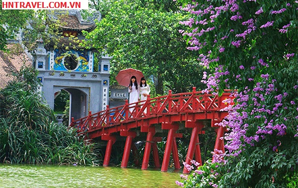 cầu Thê Húc Hoàng Kiêm