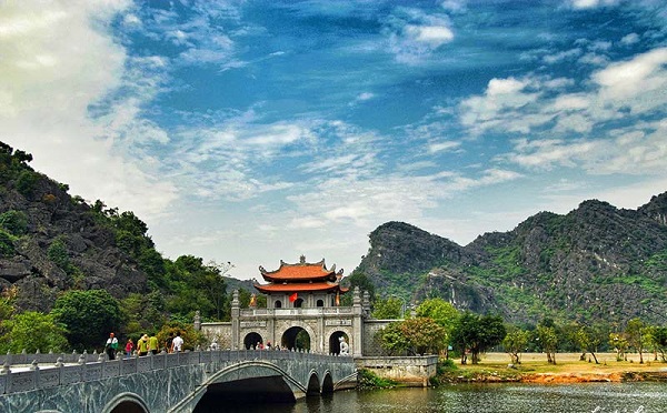 tour-ha-noi-ninh-binh-2-ngay-1-dem-2.jpg