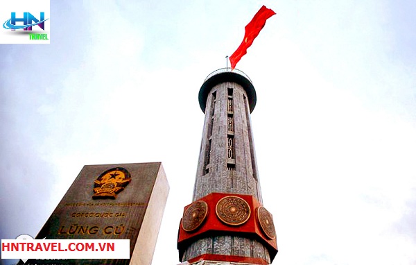 Cột cờ Lũng Cú - Tour Hà Giang Sapa Hntravel Cột cờ Lũng Cú - Tour Hà Giang Sapa Hntravel