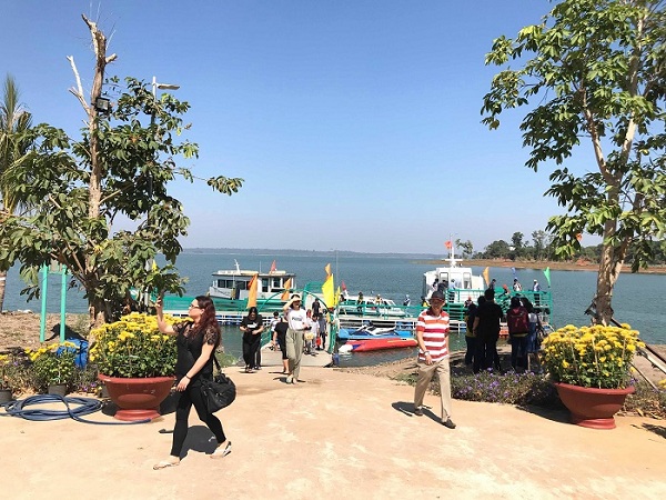 Bến tàu du lịch Đảo Ó tại Đồng Nai