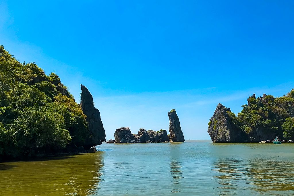 Hòn Phụ Tử tại Hà Tiên