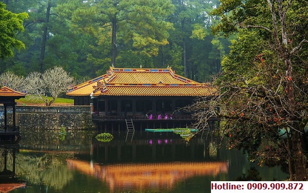 Lăng Tự Đức hay Khiêm Lăng tại Huế