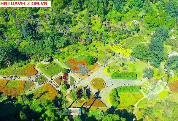 Núi Hàm Rồng - Tour Hà Giang Sapa tại Hntravel Núi Hàm Rồng - Tour Hà Giang Sapa tại Hntravel