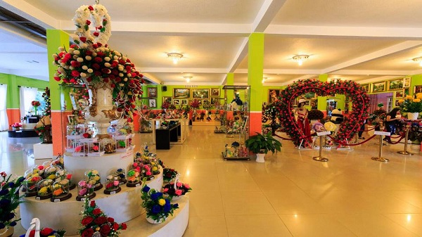 Showroom hoa khô tại Đà Lạt