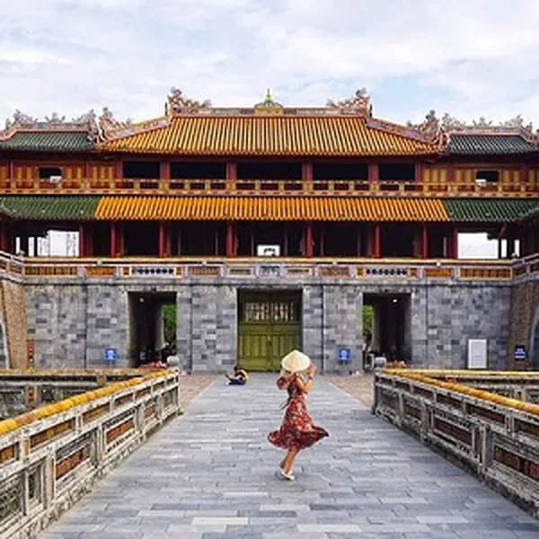 Tour Huế - Quảng Trị - Quảng Bình 3 Ngày 2 Đêm