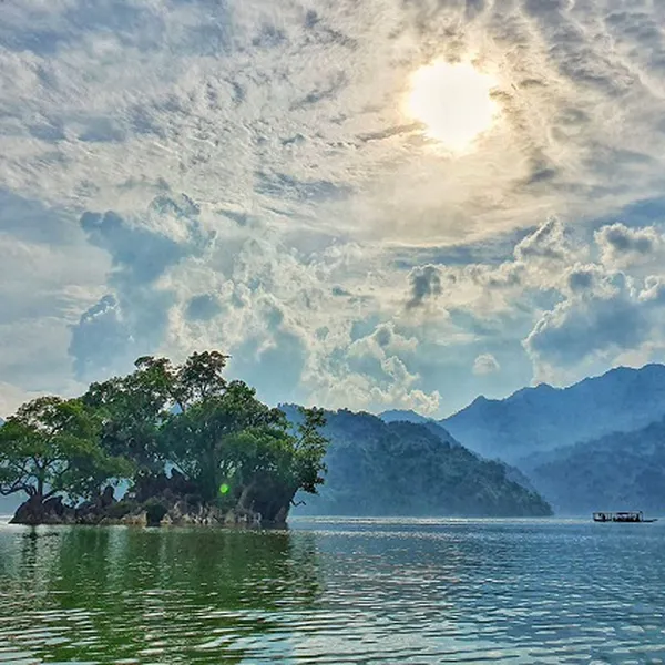 Tour Du Lịch Hà Giang - Cao Bằng - Bắc Kạn 5 Ngày 4 Đêm
