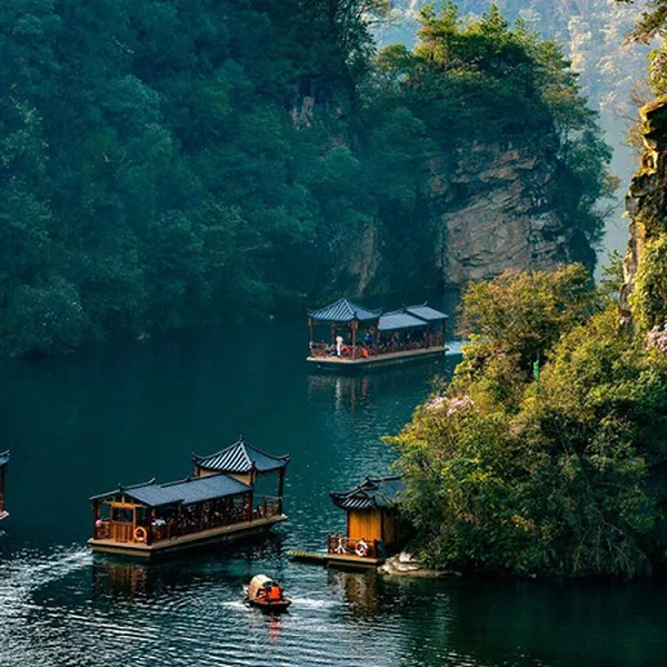 Tour Du Lịch Trương Gia Giới - Phượng Hoàng Cổ Trấn 5 Ngày 4 Đêm