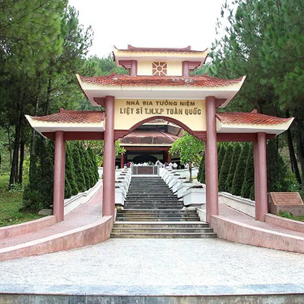 Tour Du Lịch Nghệ An - Hà Tĩnh - Quảng Bình