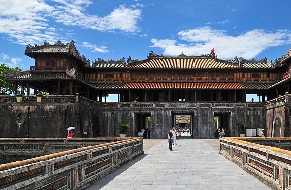 tour-du-lich-hue-quang-tri-4n3đ