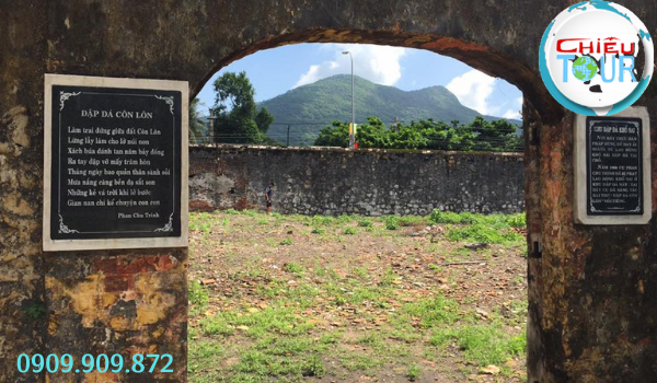 Khu đập đá Côn Lôn tạo Côn Đảo