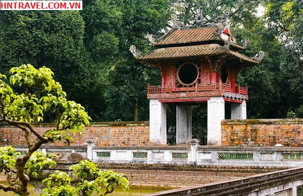 van-mieu-quoc-tu-giam-tai-ha-noi