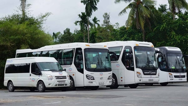 thue-xe-29-cho-di-nha-trang.jpg