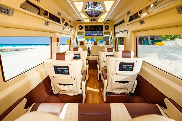 noi-that-top-cac-dong-xe-limousine-cao-cap.jpg