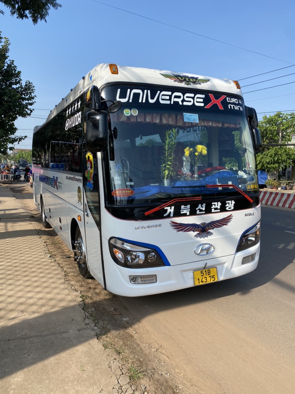 dịch vụ cho thuê xe Hằng Nga travel