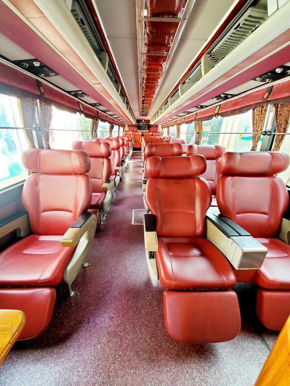 Cho thuê xe Limosine tại Bình Dương Cho thuê xe Limosine tại Bình Dương